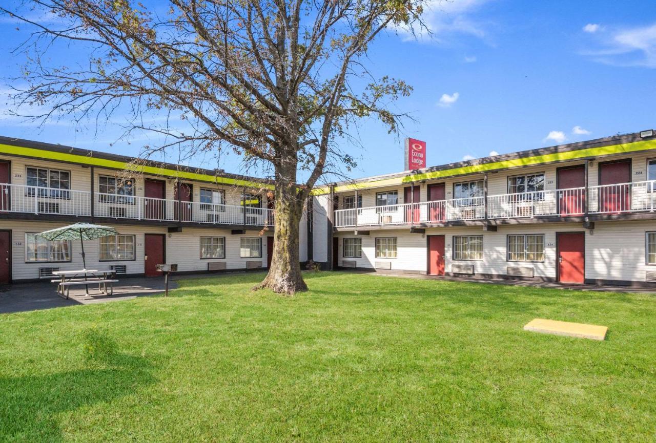Econo Lodge Inn & Suites Terre Haute Ngoại thất bức ảnh