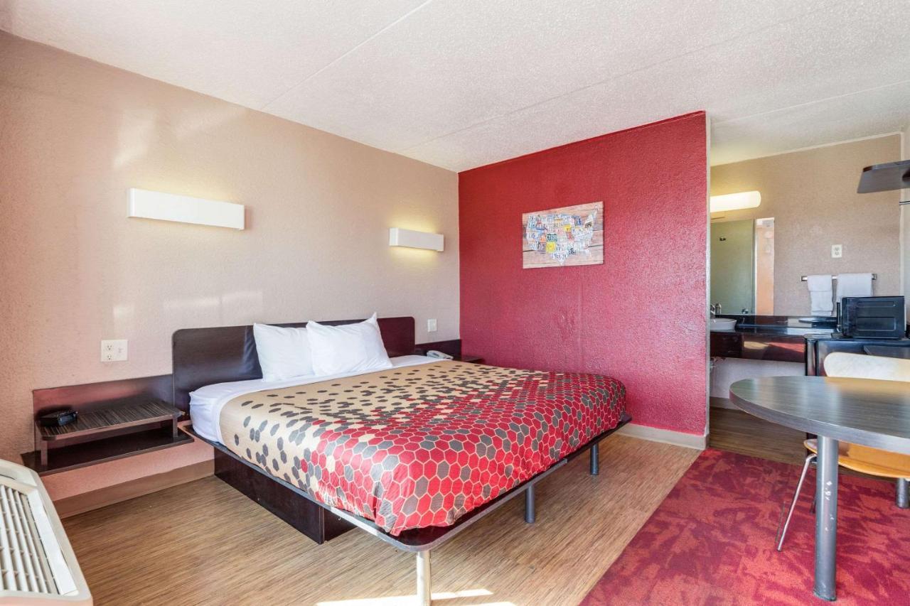 Econo Lodge Inn & Suites Terre Haute Ngoại thất bức ảnh