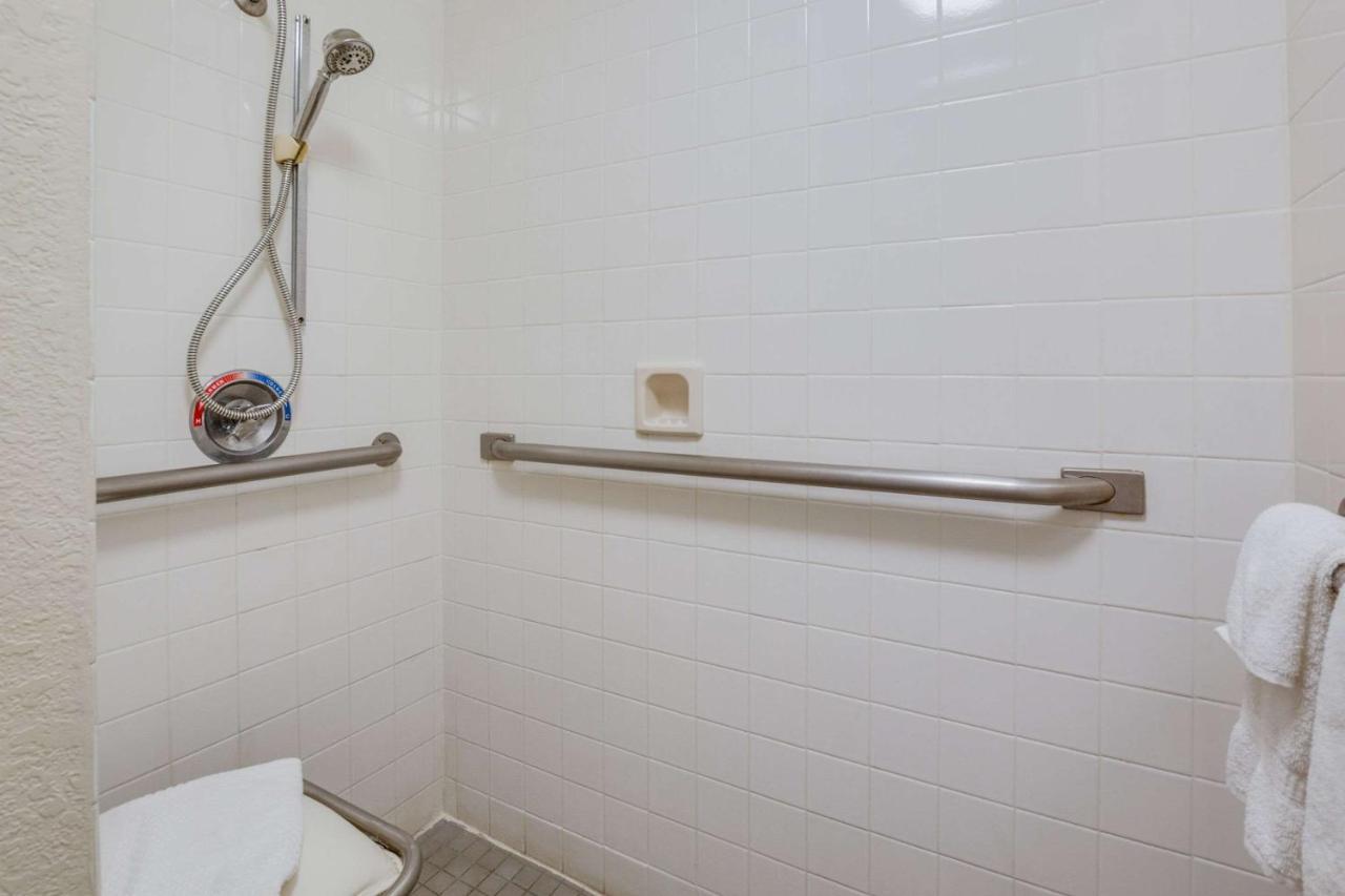 Econo Lodge Inn & Suites Terre Haute Ngoại thất bức ảnh